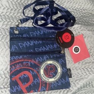 Robin Ruth Panama Black Canvas Travel Crossbody Bag Purse NWT!! Convenient 🔥